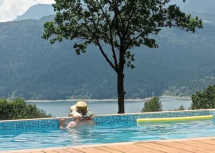 Perfect View Cottage With Pool